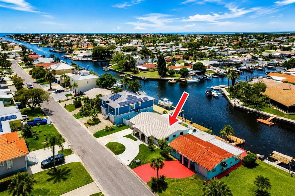 4825 SHELL STREAM BOULEVARD, NEW PORT RICHEY, FL 34652