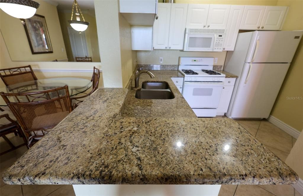 2731 VIA CAPRI # 937, CLEARWATER, FL 33764 — zdjęcie 5