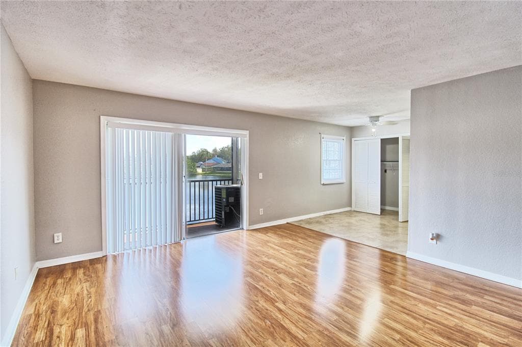 13760 ORANGE SUNSET DRIVE # 201, TAMPA, FL 33618 — zdjęcie 2