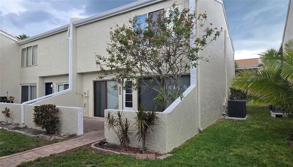 4209 FOGCUTTER COURT # 4209, TAMPA, FL 33615 — zdjęcie 3