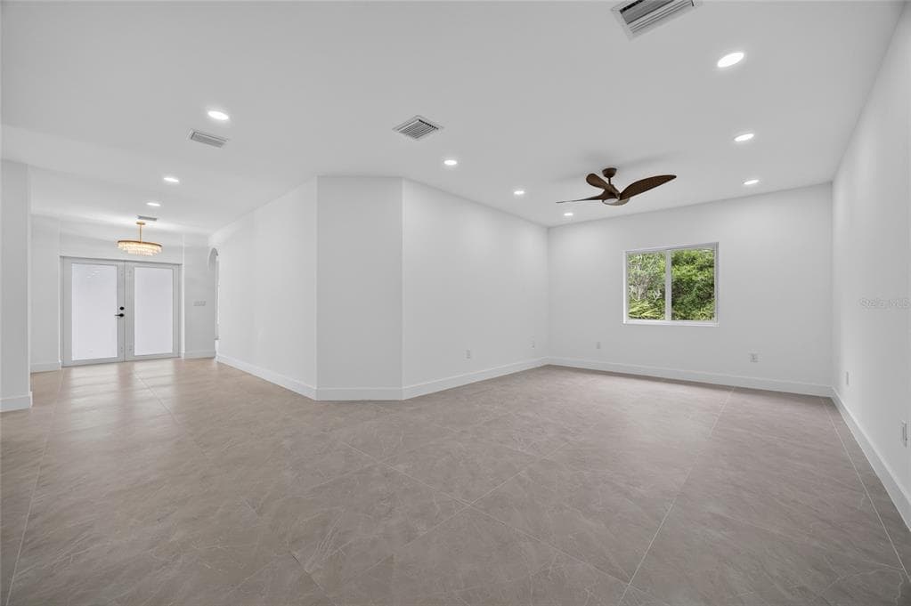 1177 COMMERCE STREET, PORT CHARLOTTE, FL 33953 — zdjęcie 4