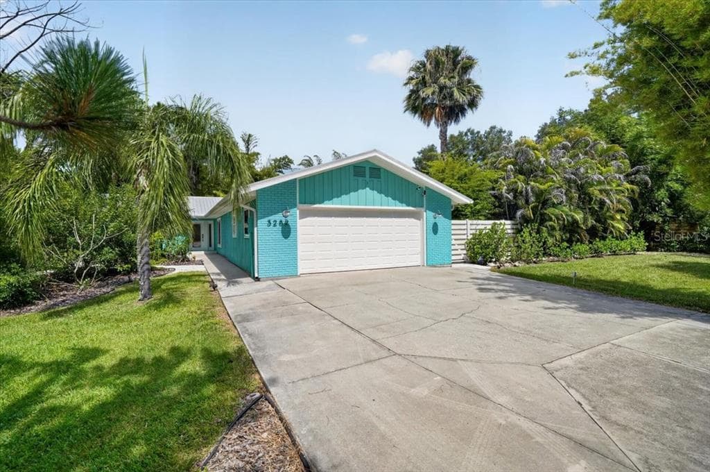 3282 TOBERO LANE, SARASOTA, FL 34235