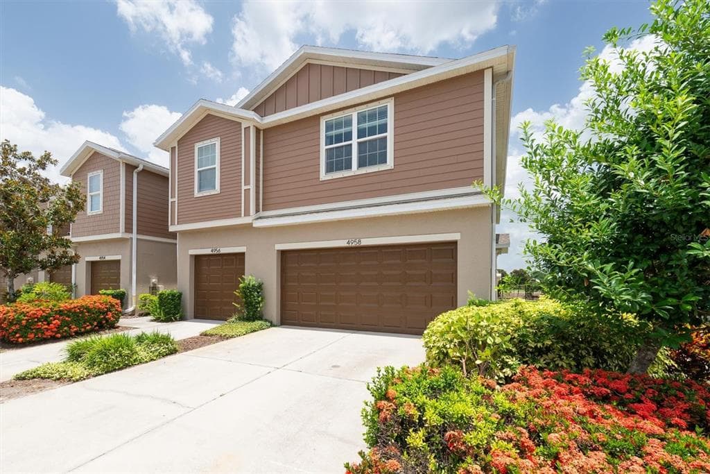 4958 WHITE SANDERLING COURT, TAMPA, FL 33619