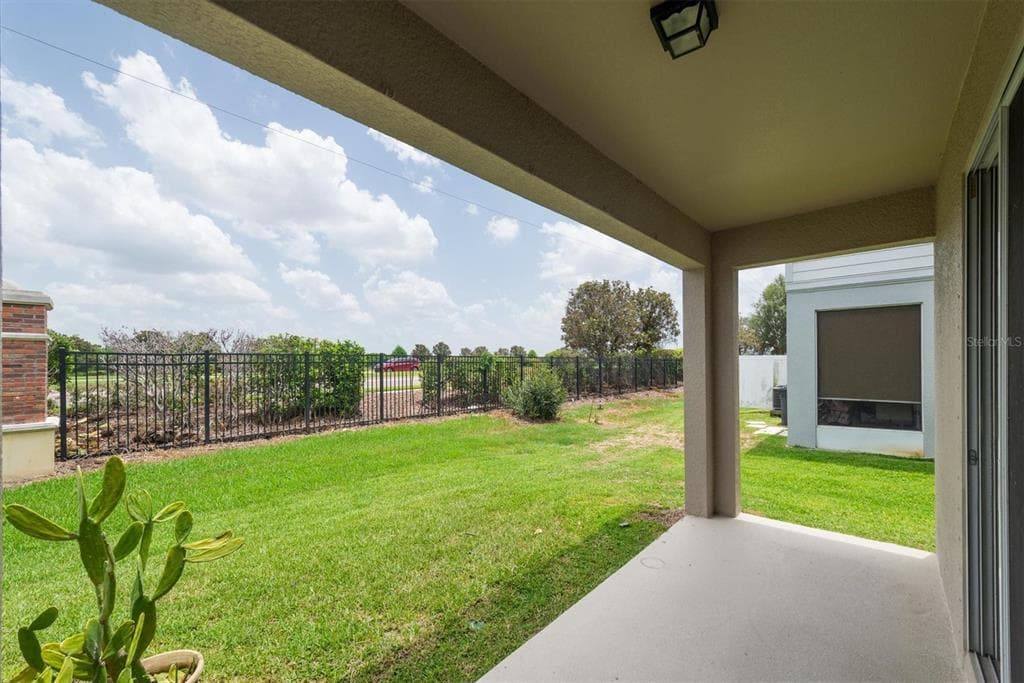 4958 WHITE SANDERLING COURT, TAMPA, FL 33619 — zdjęcie 5