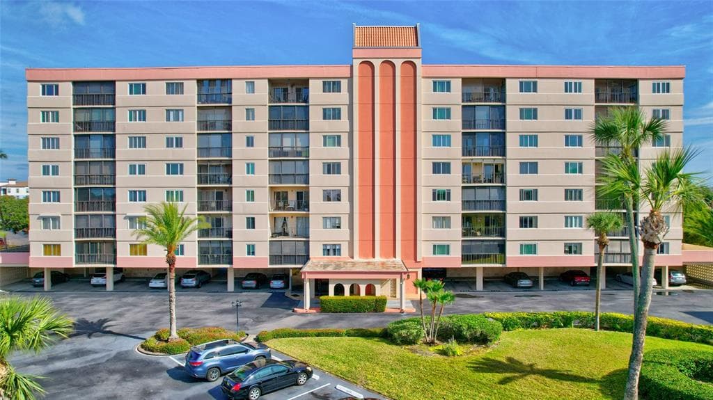 19029 US HIGHWAY 19 N # 9-308, CLEARWATER, FL 33764