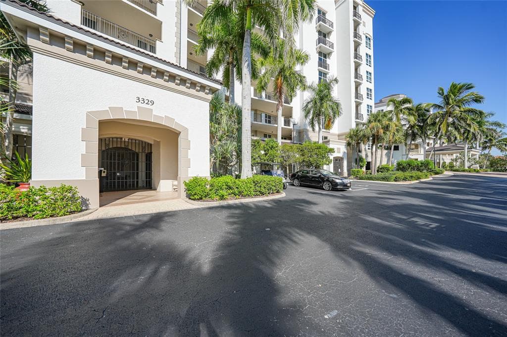 3329 SUNSET KEY CIRCLE # 308, PUNTA GORDA, FL 33955 — zdjęcie 2