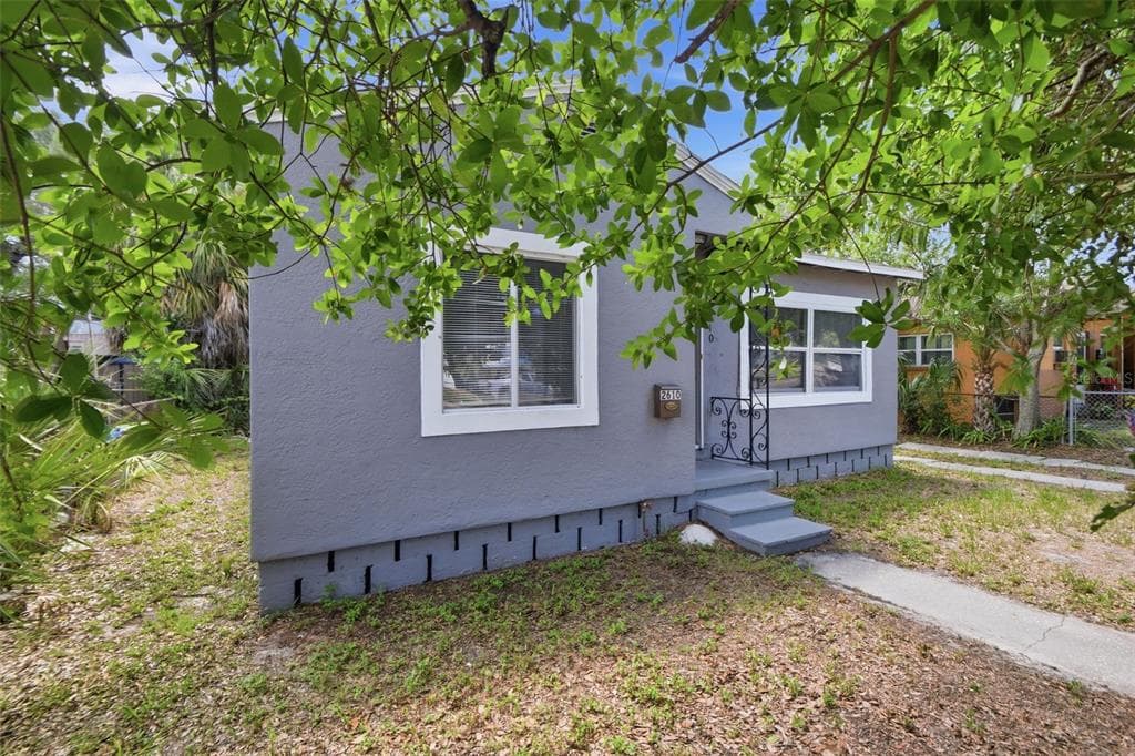 2610 DR MARTIN LUTHER KING JR STREET S, ST PETERSBURG, FL 33705 — zdjęcie 4
