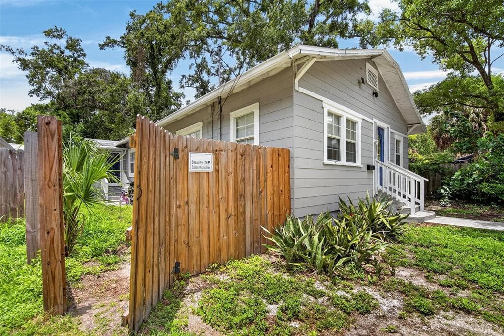 8114 N 11TH STREET, TAMPA, FL 33604 — zdjęcie 3