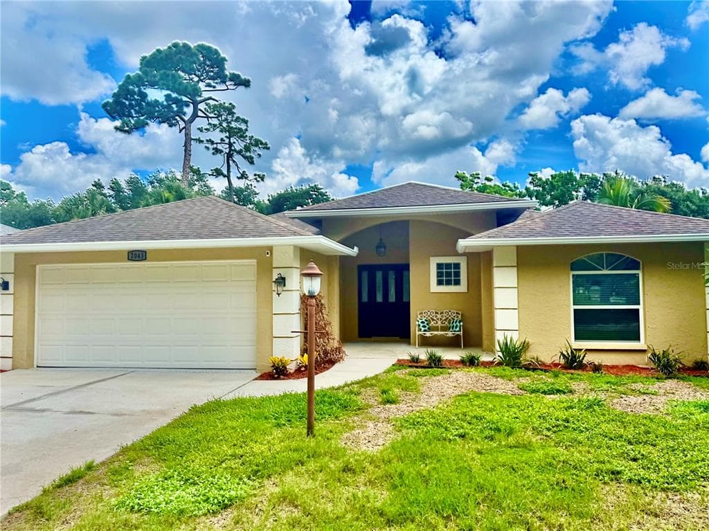 2043 OLD TRENTON LANE, SARASOTA, FL 34232