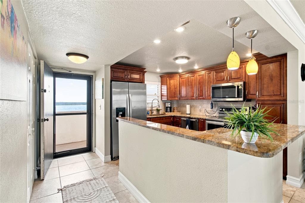 1270 GULF BOULEVARD # 2007, CLEARWATER BEACH, FL 33767 — zdjęcie 3
