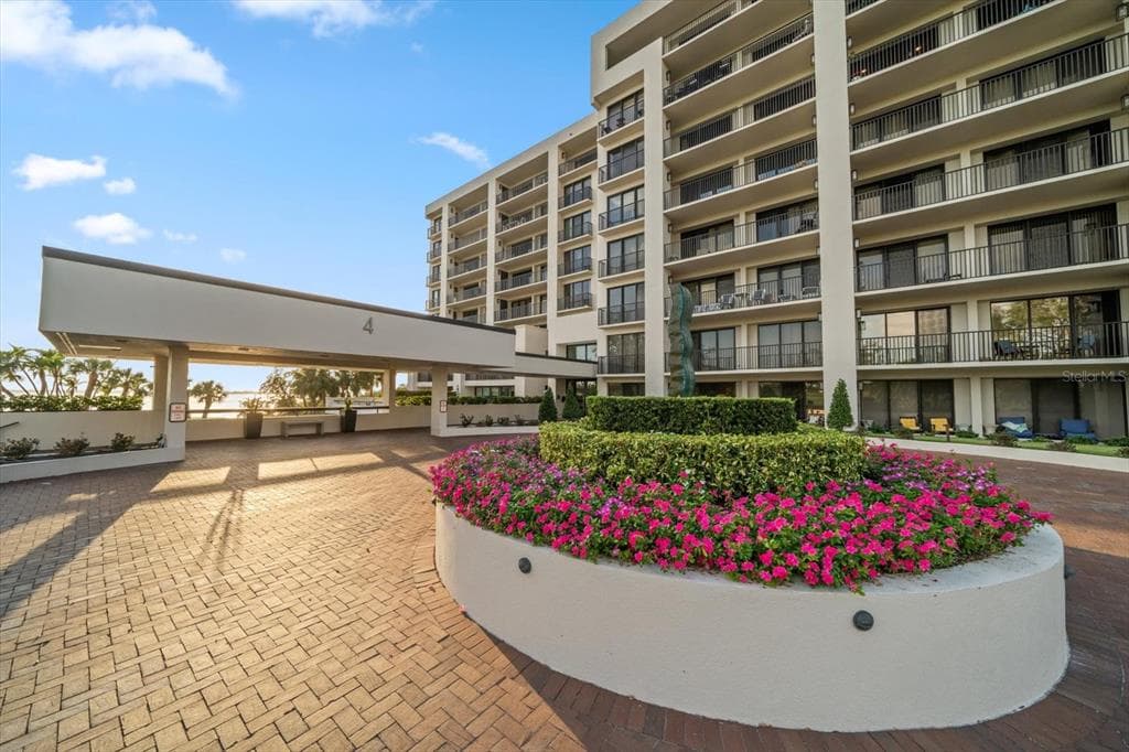 4 BELLEVIEW BOULEVARD # 106, BELLEAIR, FL 33756 — zdjęcie 3