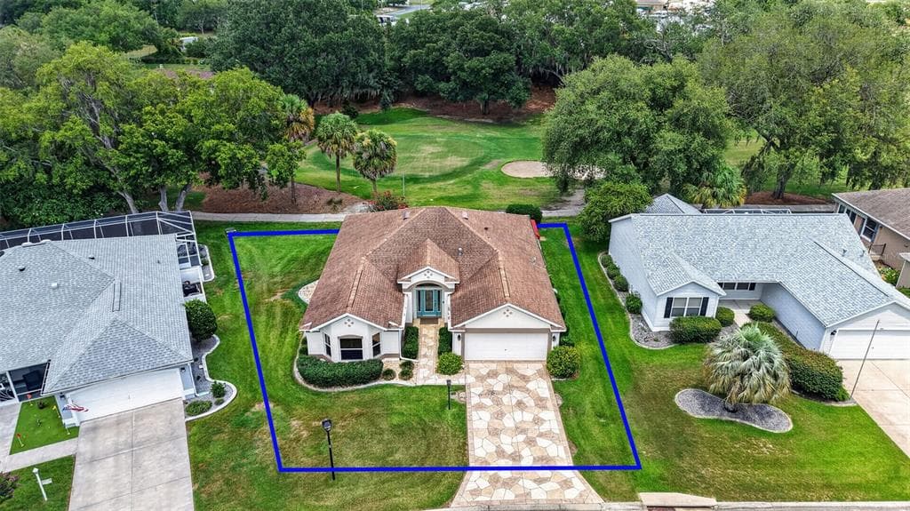522 LOMA PASEO DRIVE, LADY LAKE, FL 32159