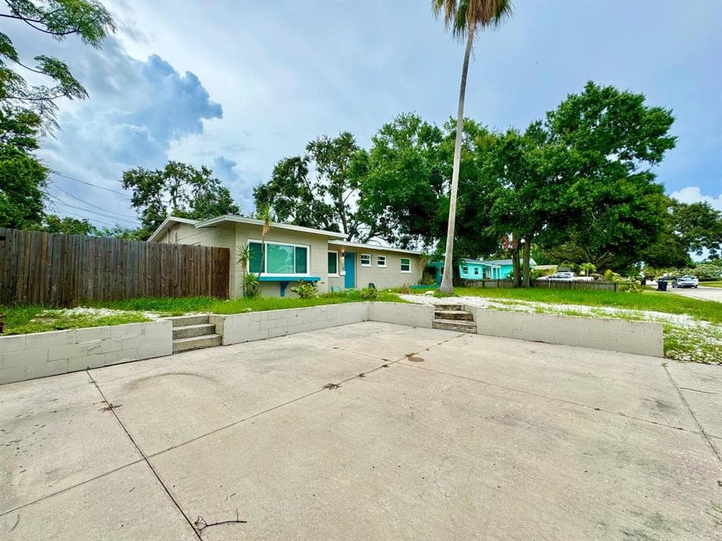 3957 WAHOO DRIVE SE, ST PETERSBURG, FL 33705 — zdjęcie 2