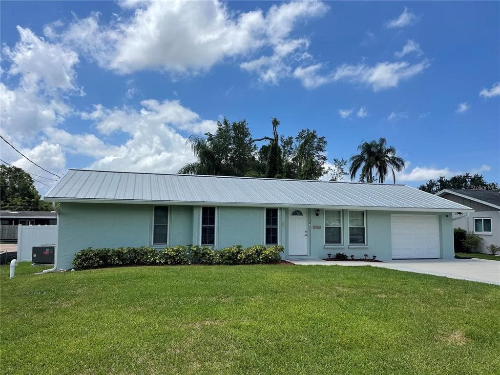 3410 BAY STREET, SARASOTA, FL 34237