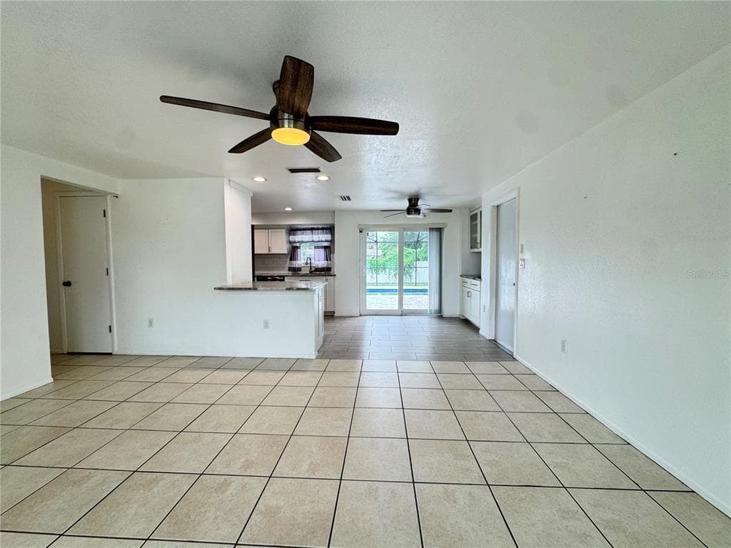 3410 BAY STREET, SARASOTA, FL 34237 — zdjęcie 4