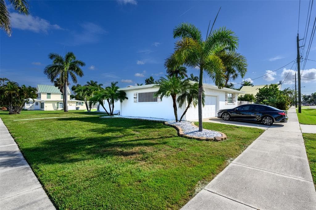 330 HARVEY STREET, PUNTA GORDA, FL 33950 — zdjęcie 3