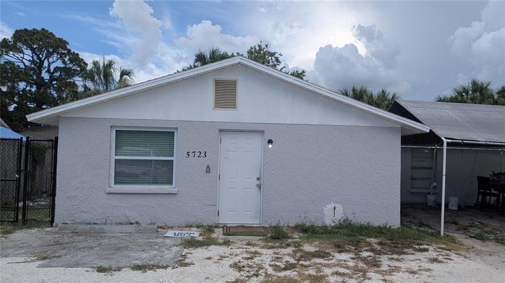 5723 9TH STREET CIRCLE E, BRADENTON, FL 34203