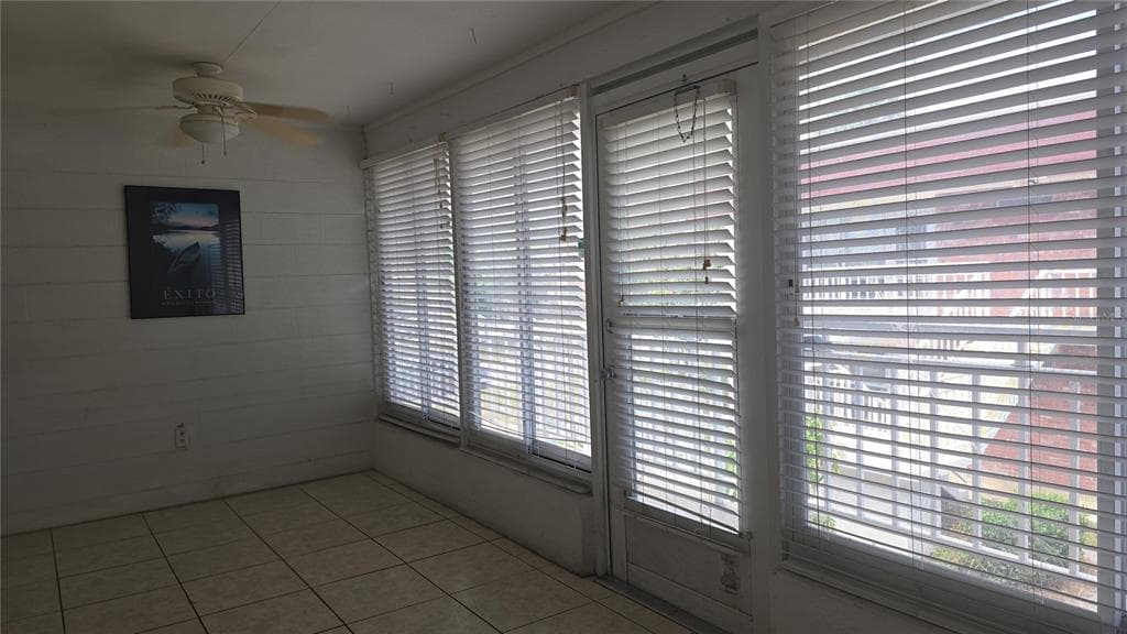 3540 32ND AVENUE N # 214, ST PETERSBURG, FL 33713 — zdjęcie 3