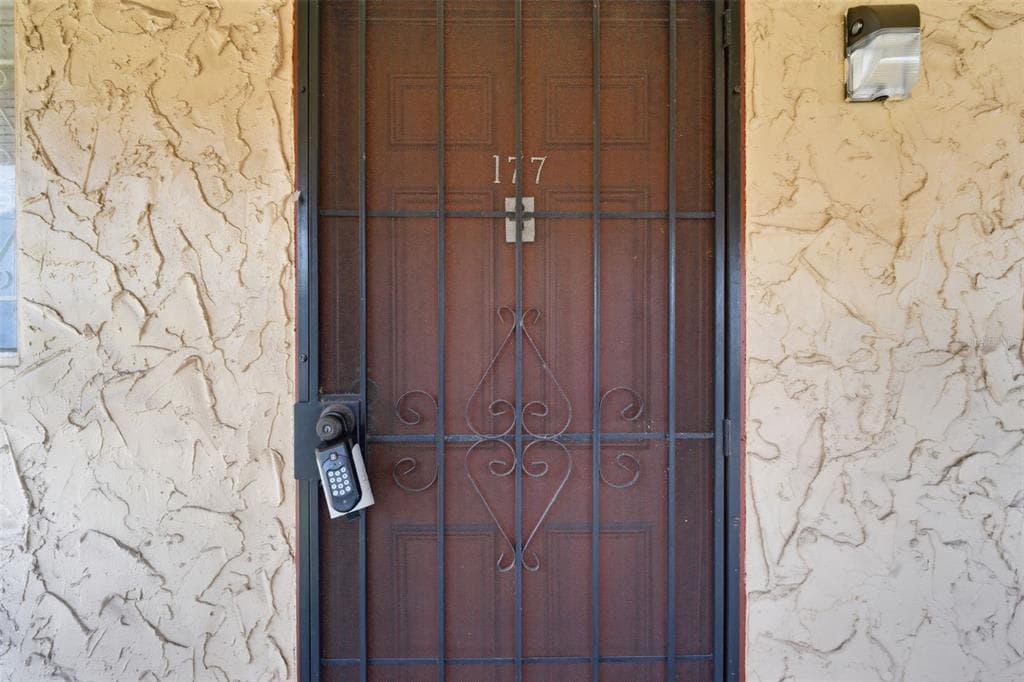 2868 N POWERS DRIVE # 177, ORLANDO, FL 32818 — zdjęcie 2