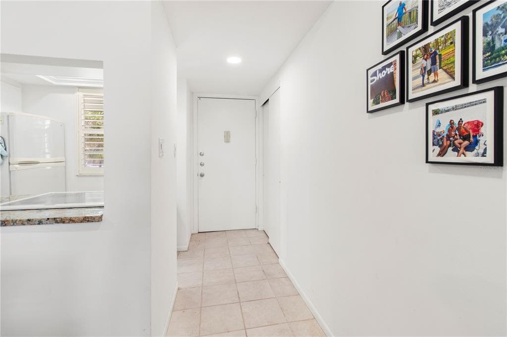 4340 FALMOUTH DRIVE # D-204, LONGBOAT KEY, FL 34228 — zdjęcie 3