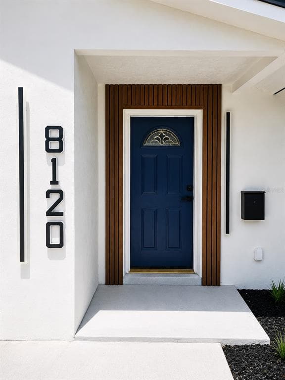 8120 7TH STREET N, ST PETERSBURG, FL 33702 — zdjęcie 2
