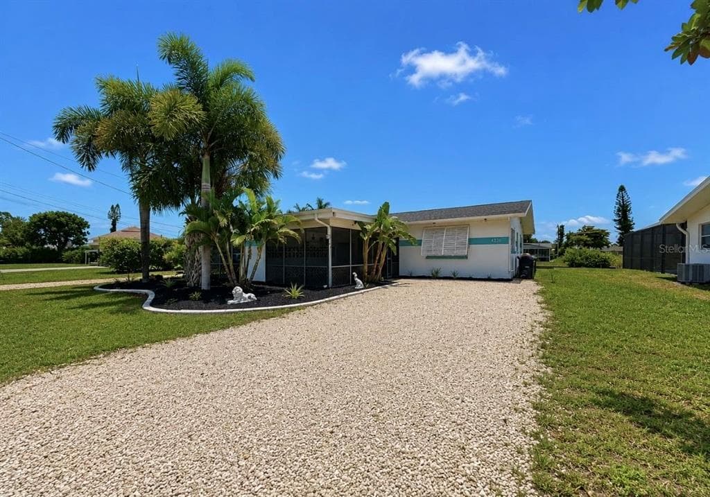 4933 VICTORIA DRIVE, CAPE CORAL, FL 33904 — zdjęcie 3