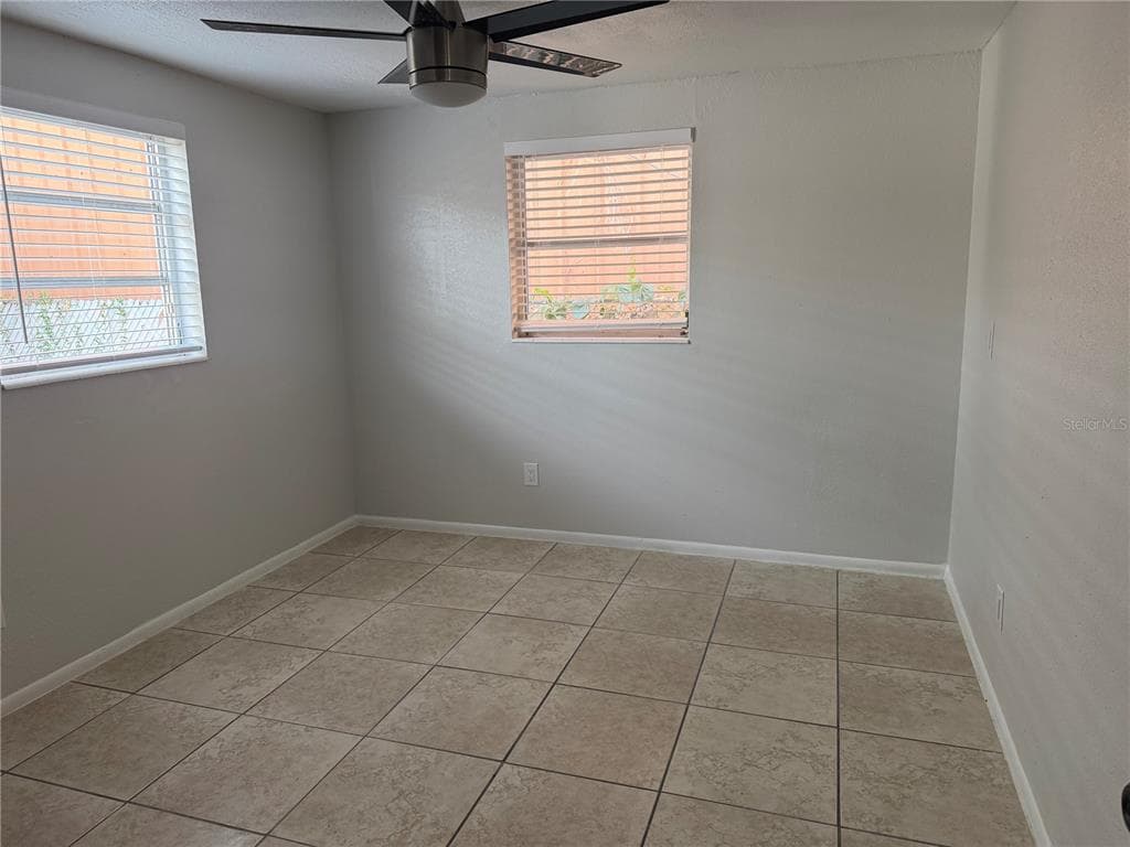 3009 W WATERS AVENUE, TAMPA, FL 33614 — zdjęcie 5