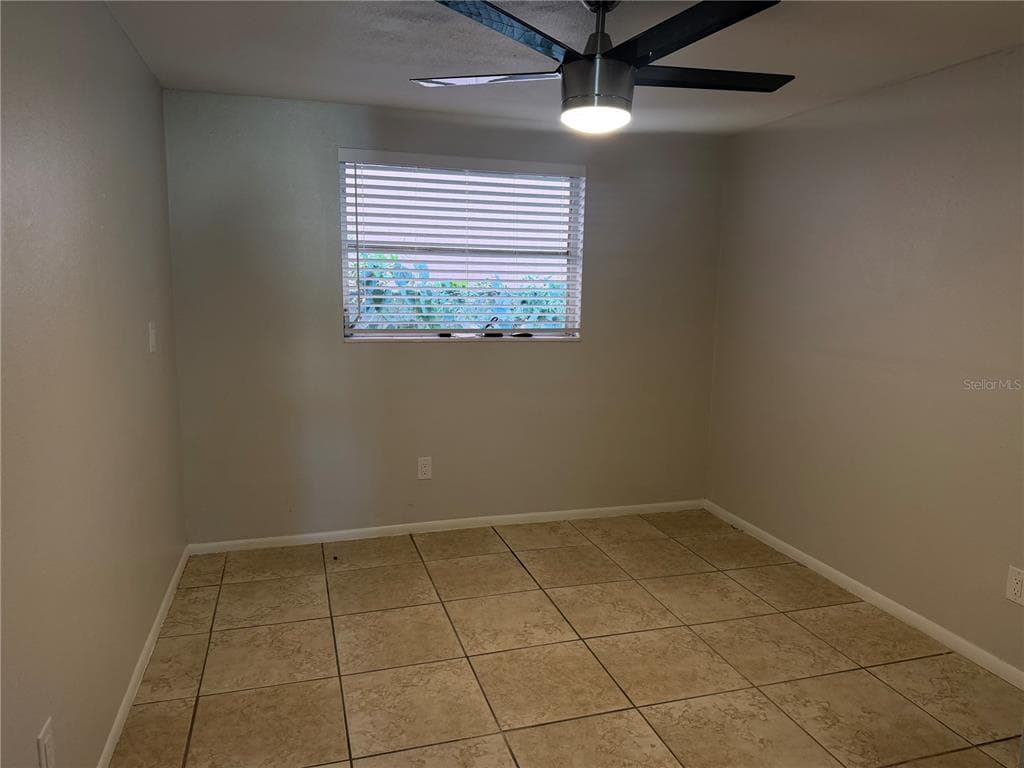 3009 W WATERS AVENUE, TAMPA, FL 33614 — zdjęcie 4