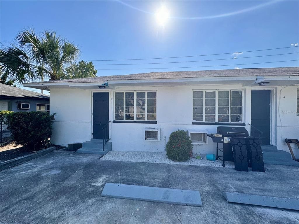 2318 4TH STREET S # 2, ST PETERSBURG, FL 33705