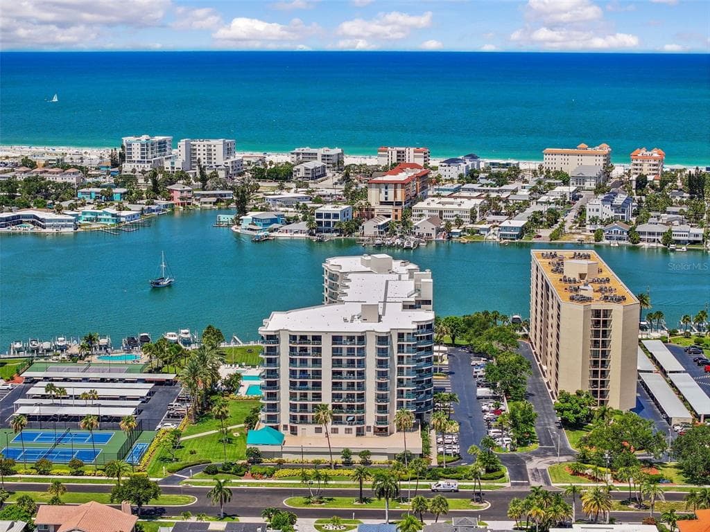 670 ISLAND WAY # 800, CLEARWATER BEACH, FL 33767