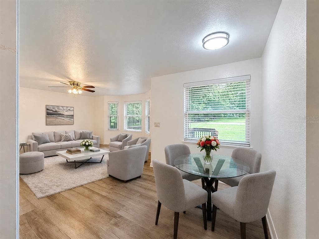 1926 MEADOWRIDGE DRIVE, VALRICO, FL 33596 — zdjęcie 4