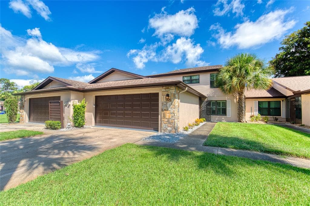105 DEER LAKE CIRCLE, ORMOND BEACH, FL 32174