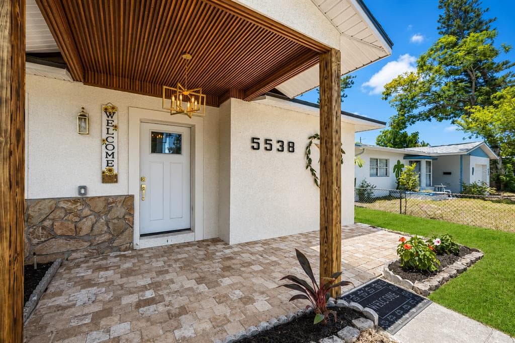 5538 6TH AVENUE N, ST PETERSBURG, FL 33710 — zdjęcie 4