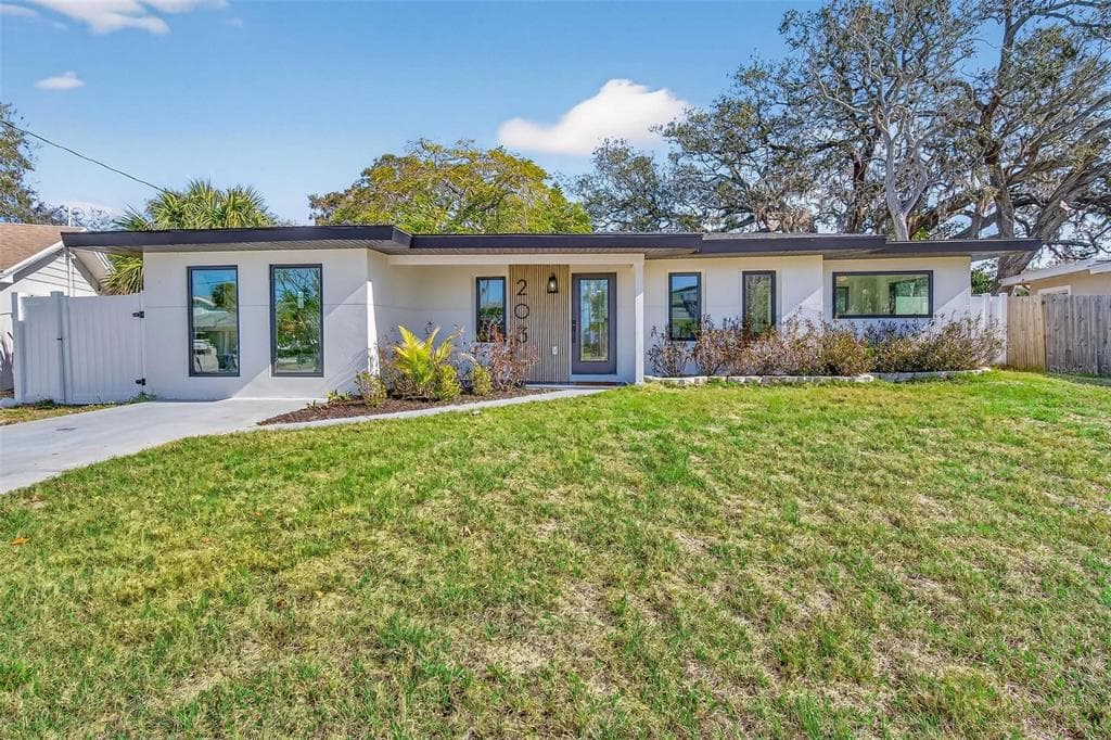 203 DRIFTWOOD DRIVE W, PALM HARBOR, FL 34683