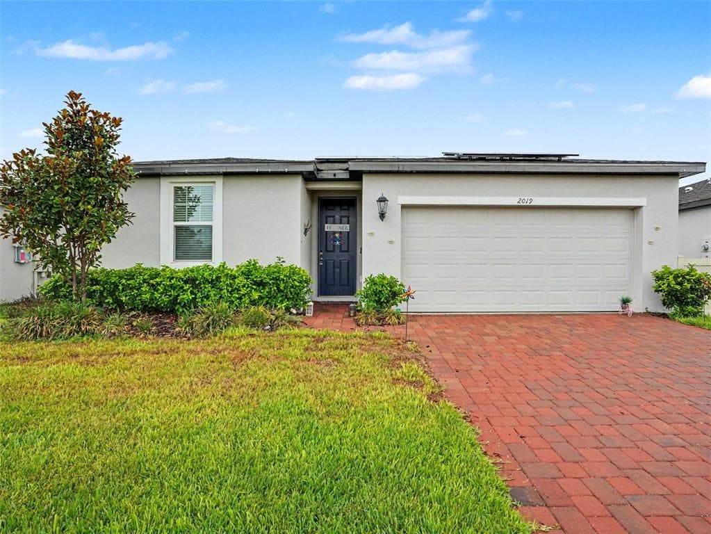2019 KINGSMEN COURT, HAINES CITY, FL 33844