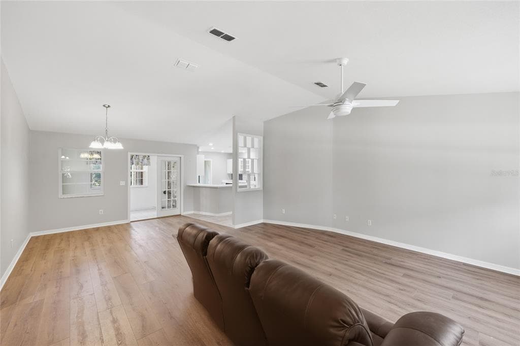 25249 SW 18TH AVENUE, NEWBERRY, FL 32669 — zdjęcie 5