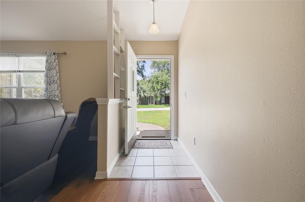 25249 SW 18TH AVENUE, NEWBERRY, FL 32669 — zdjęcie 4