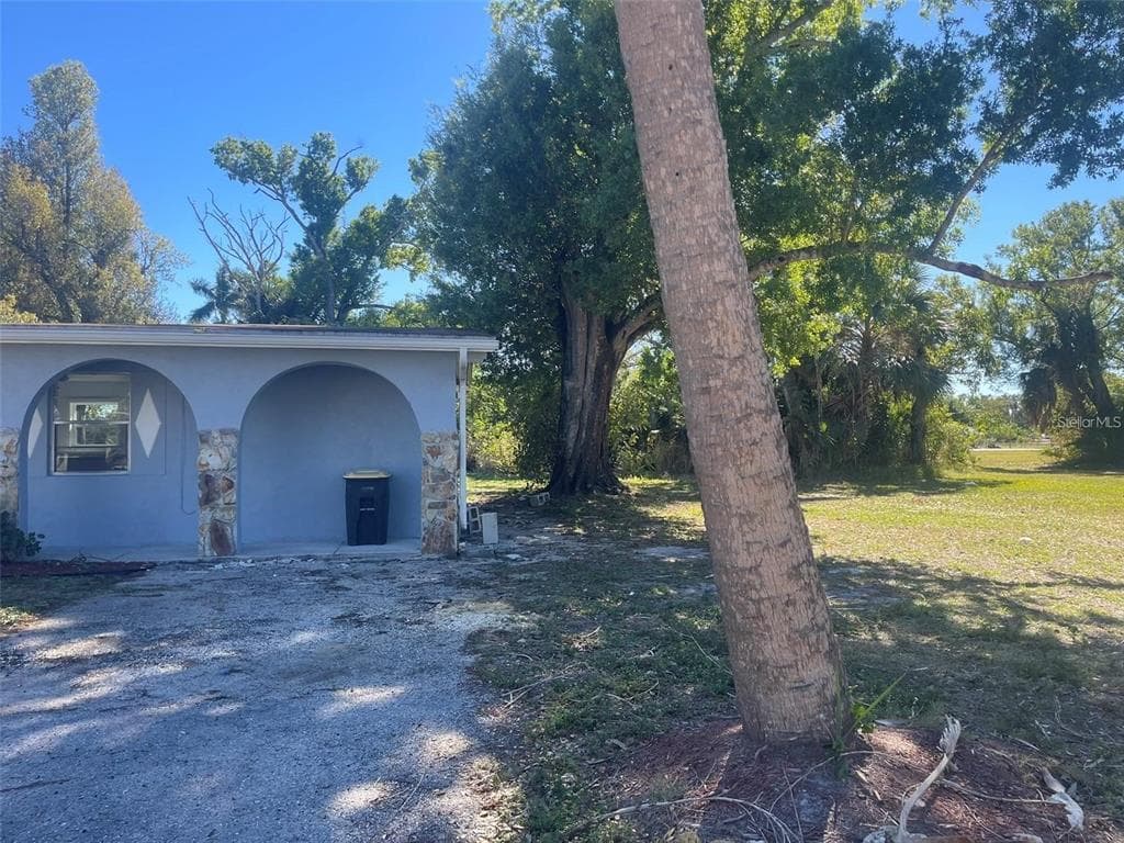 525 E HELEN AVENUE, PUNTA GORDA, FL 33950 — zdjęcie 3