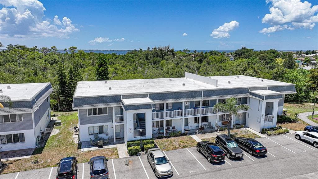 22375 EDGEWATER DRIVE # 236, PUNTA GORDA, FL 33980 — zdjęcie 3