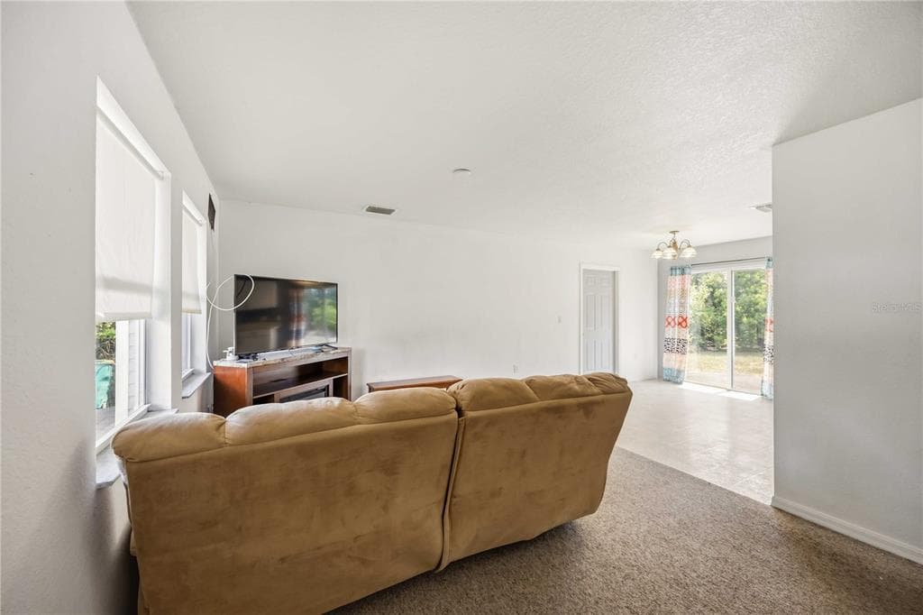 105 BISCAYNE DRIVE, PORT CHARLOTTE, FL 33953 — zdjęcie 3