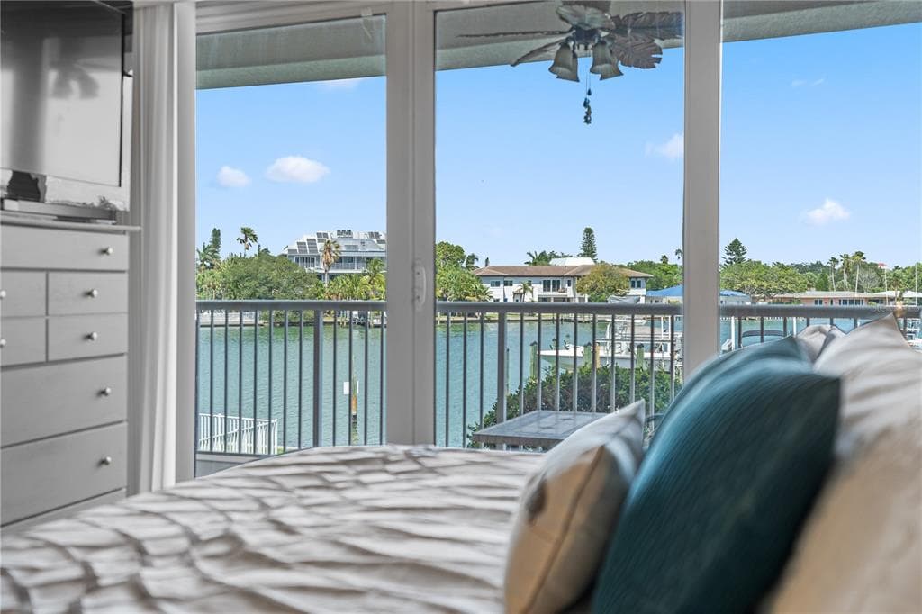 3805 GULF BOULEVARD # 203, ST PETE BEACH, FL 33706 — zdjęcie 2