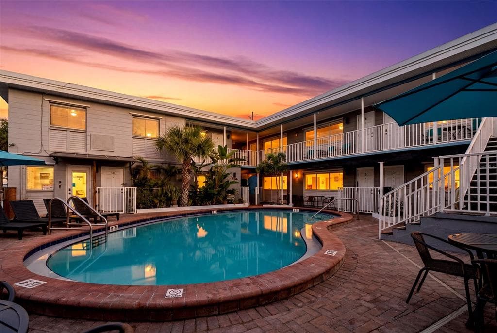 11965 GULF BOULEVARD, ST PETERSBURG, FL 33706