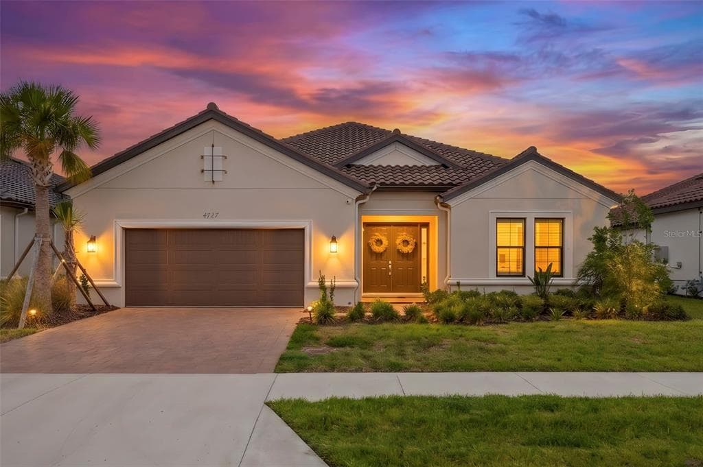 4727 FRECCIA LOOP, WESLEY CHAPEL, FL 33543
