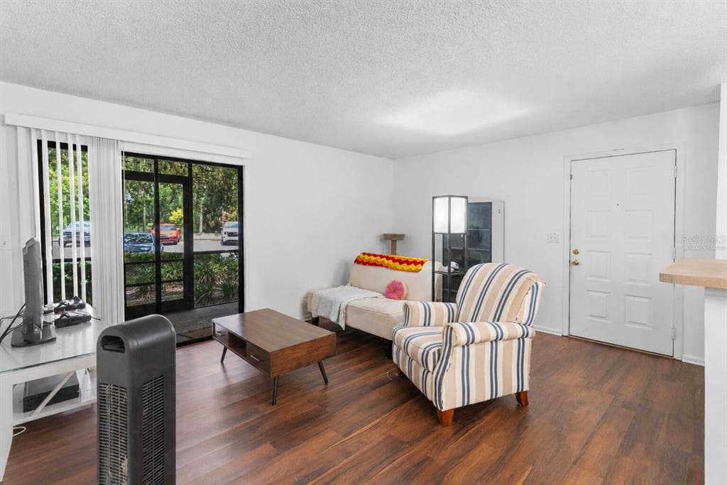6018 LAKTREE LANE # E, TEMPLE TERRACE, FL 33617 — zdjęcie 4
