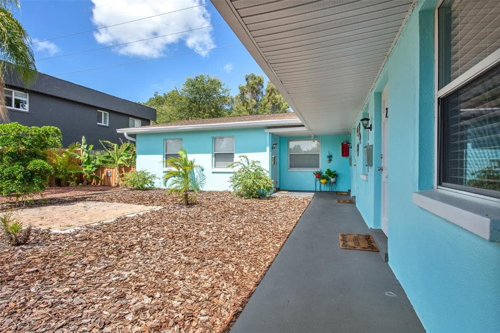1230 70TH STREET N, ST PETERSBURG, FL 33710 — zdjęcie 3