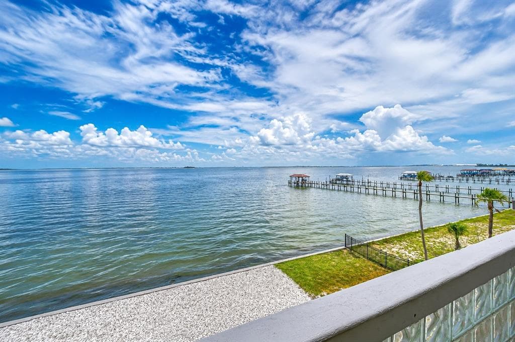 6504 SURFSIDE BOULEVARD # 8, APOLLO BEACH, FL 33572
