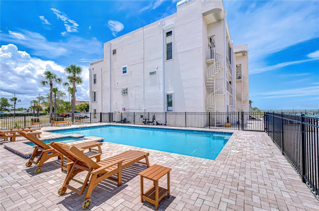 6504 SURFSIDE BOULEVARD # 8, APOLLO BEACH, FL 33572 — zdjęcie 5