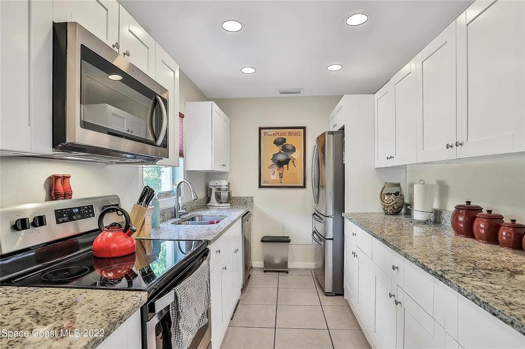 1318 N FISKE BOULEVARD, COCOA, FL 32922 — zdjęcie 4