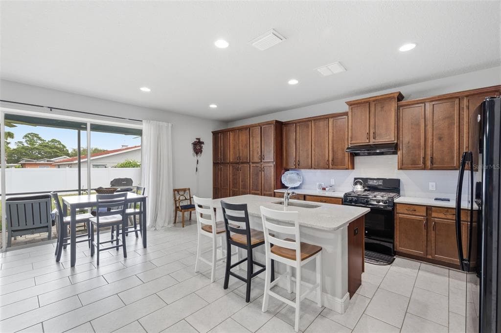 123 N FLORIDA AVENUE, TARPON SPRINGS, FL 34689 — zdjęcie 2