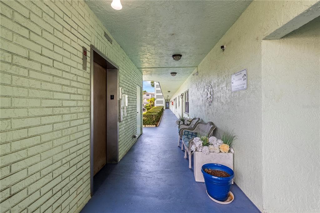 5973 TERRACE PARK DRIVE N # 101, ST PETERSBURG, FL 33709 — zdjęcie 3